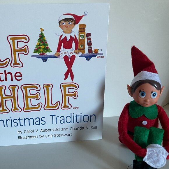 *♪ Elf on the Shelf Christmas 2005 HC Book - Girl book w/ unbranded elf doll *♪ - Picture 3 of 6